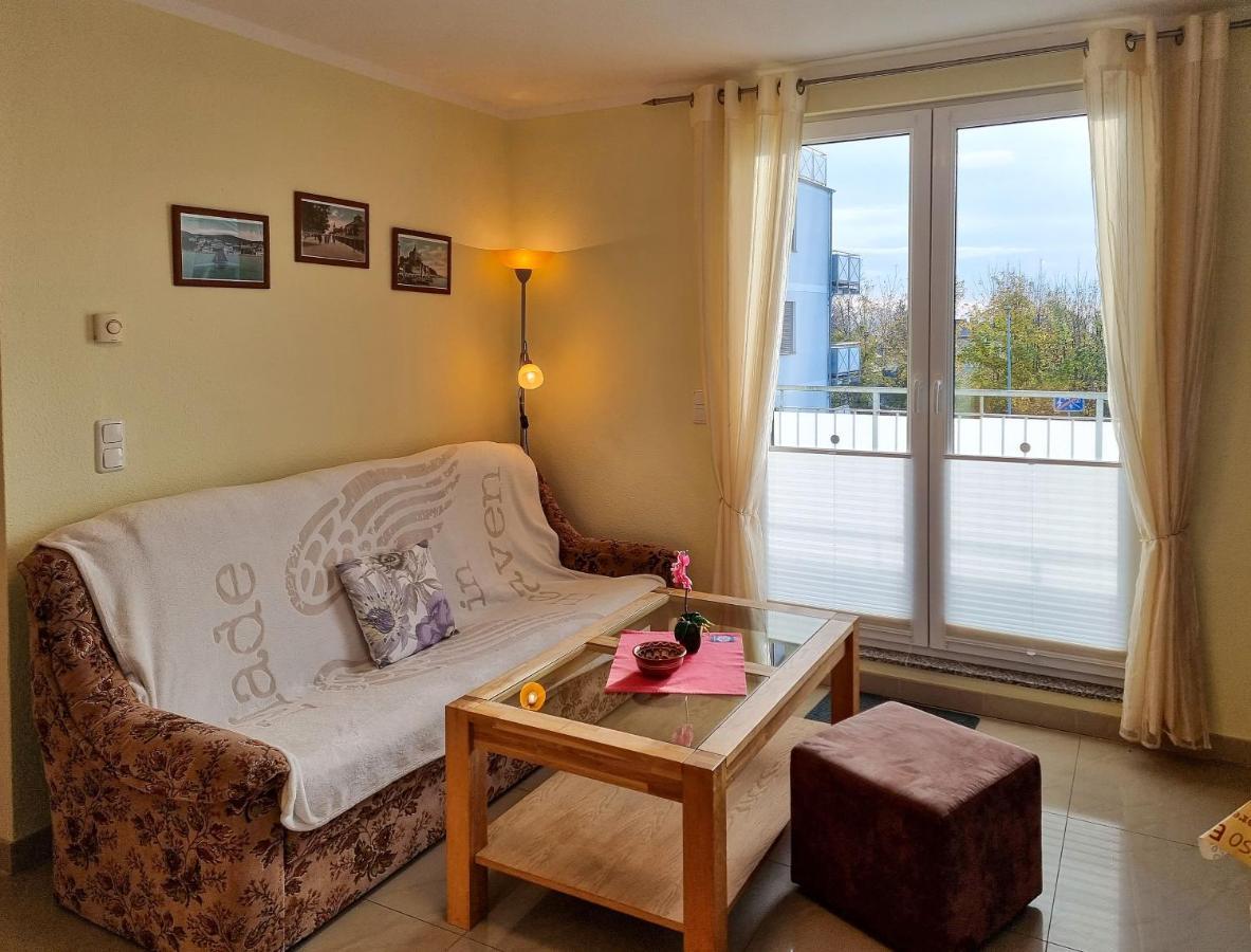 Ferienhaus "Zum Kreideblick" ザスニッツ エクステリア 写真